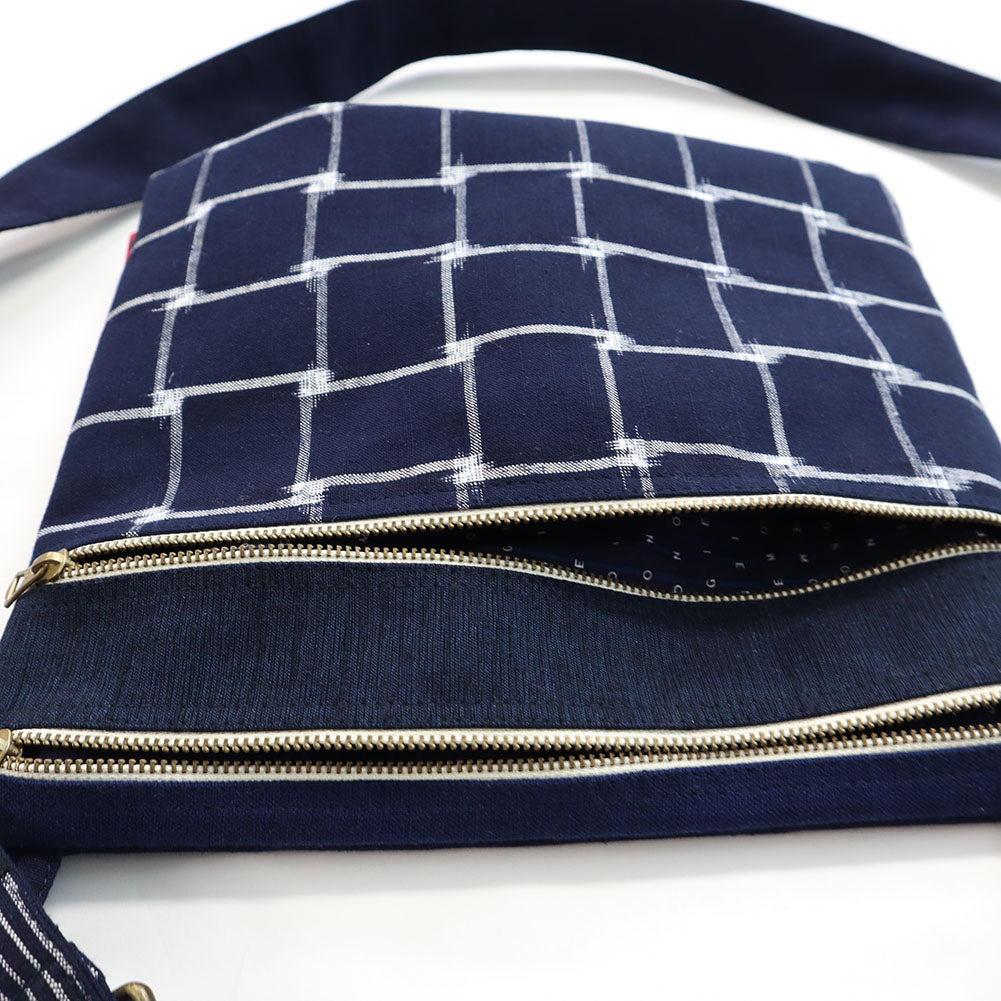 儀右エ門 ギエモン 久留米絣 ポシェット カラーコード  日本製【2024aw】